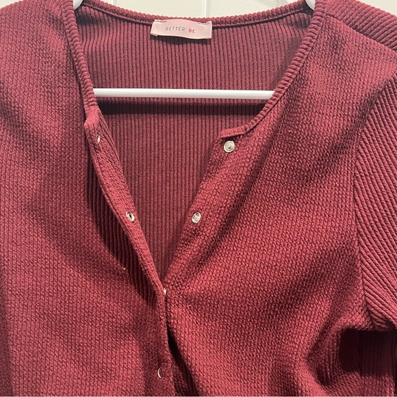 Maroon Long Sleeve Crop Top Burgundy Long Sleeve Button Down Shirt Size Large - Picture 9 of 10